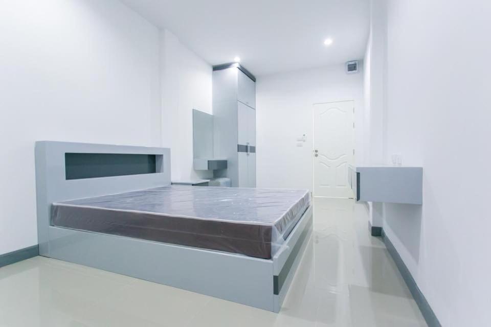 K&K Apartment Bang Phli Екстериор снимка